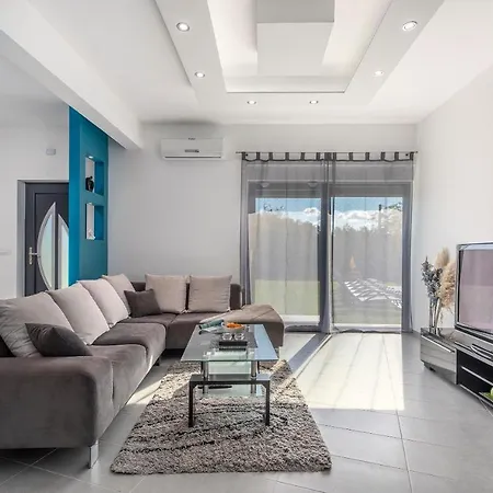 Villa Ena Holiday home